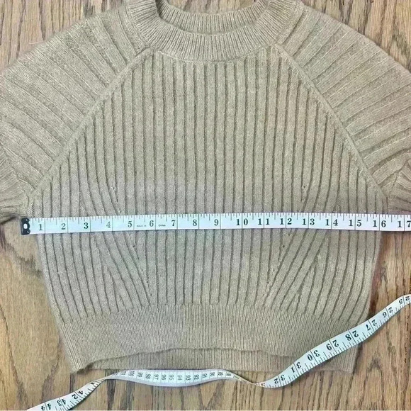 Sofie Rue Cropped Ribbed Tan Crew Neck Sweater Size Small - Picture 8 of 12